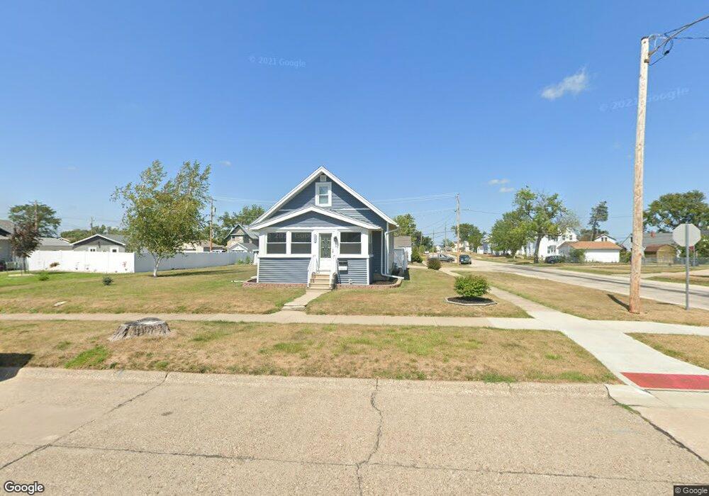 800 21st Ave SW, Cedar Rapids, IA 52404 - photo 1