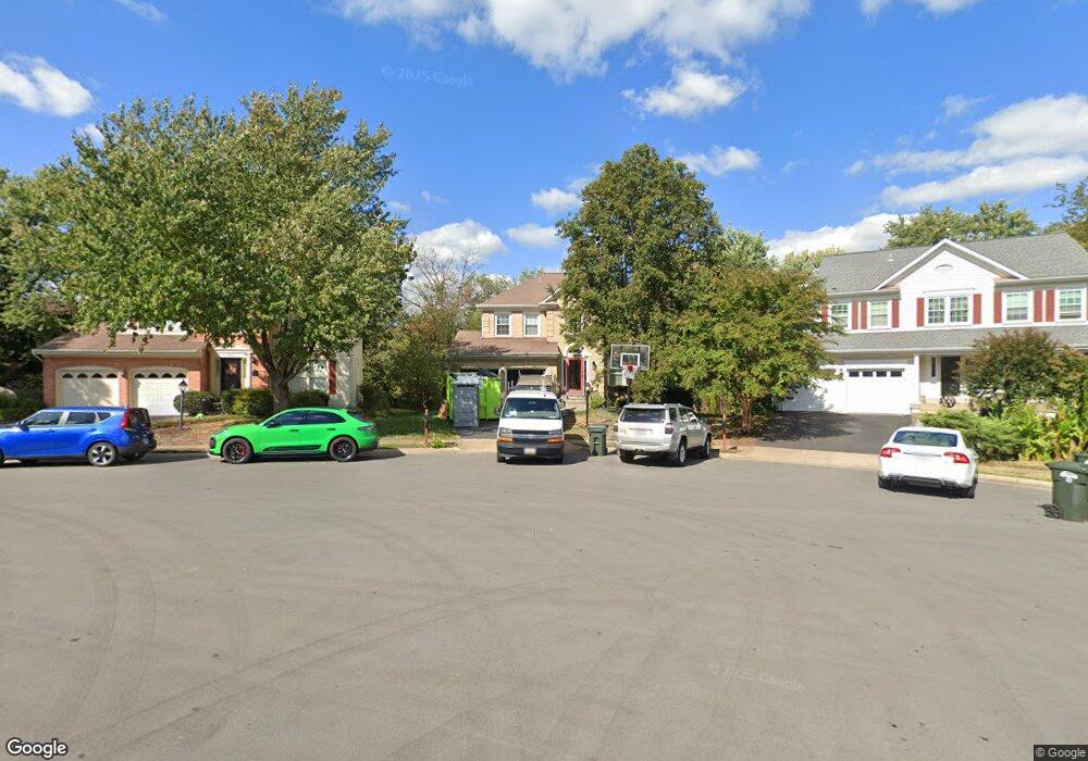 3602 Windmoore Ct, Chantilly, VA 20151 - photo 1