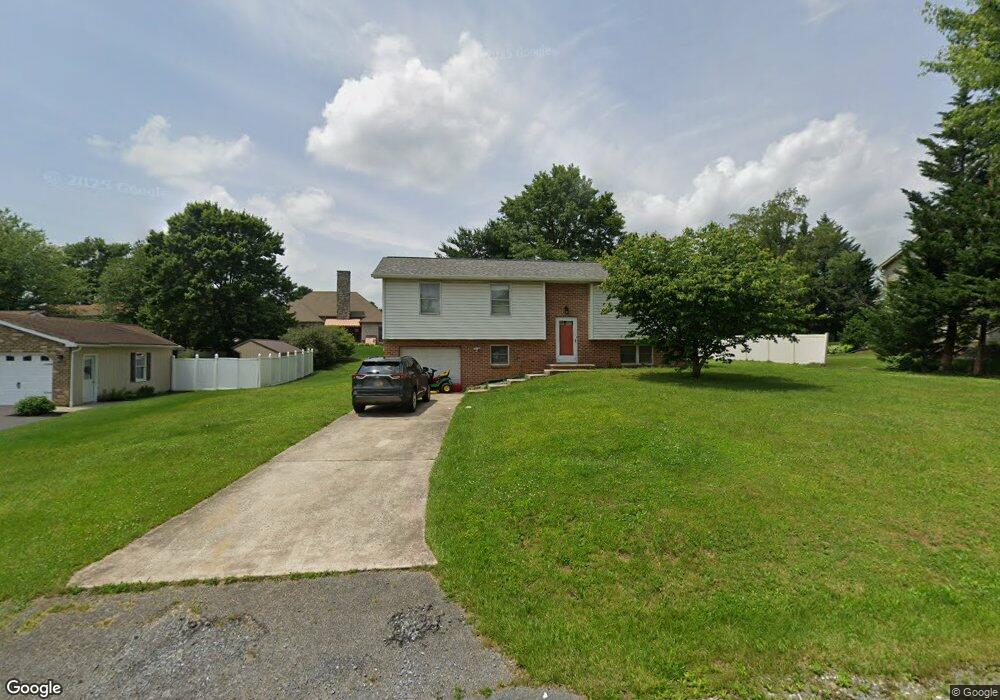 65 Monroe Dr, Chambersburg, PA 17201 - photo 1