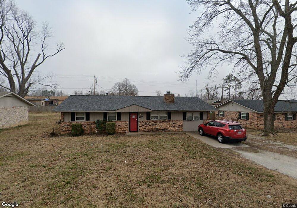 1823 Beth Dr, Rogers, AR 72758 - photo 1