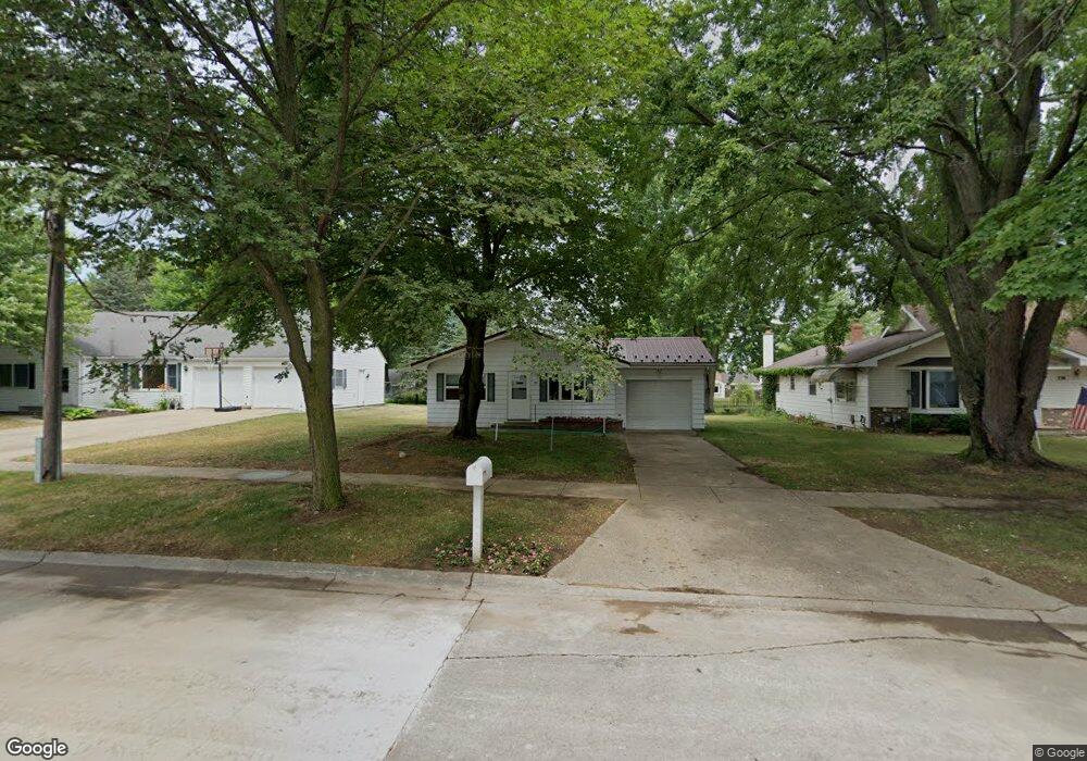 232 List St, Frankenmuth, MI 48734 - photo 1