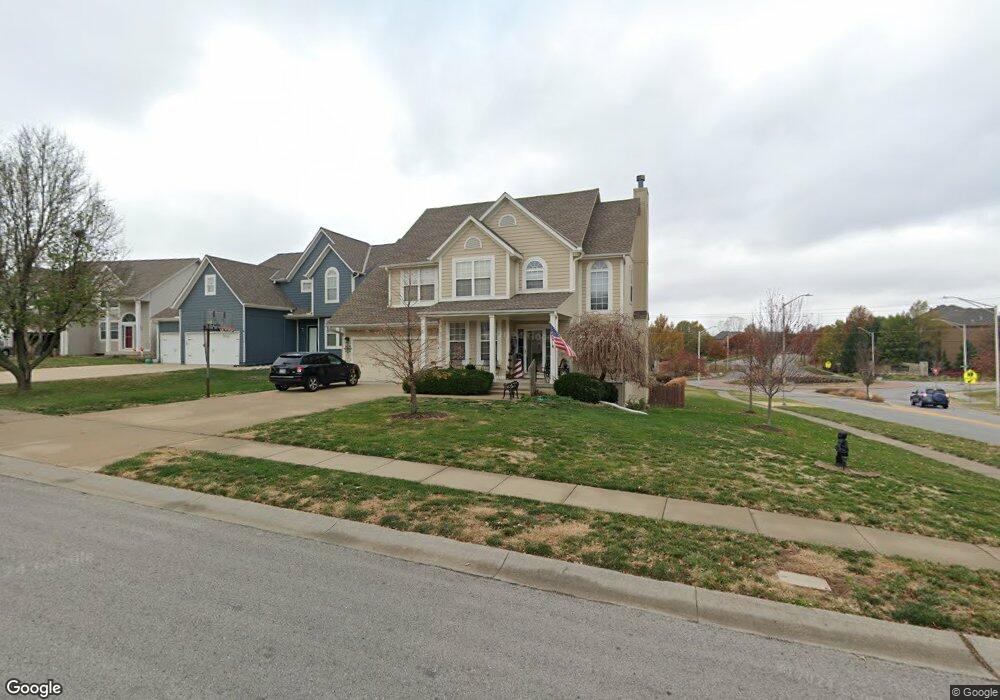 5726 Lakeridge, Shawnee, KS 66218 - photo 1