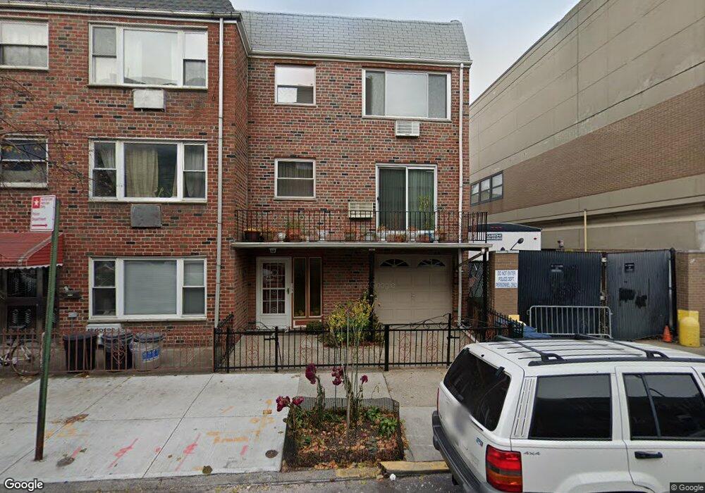 2518 35th St, Astoria, NY 11103 - photo 1