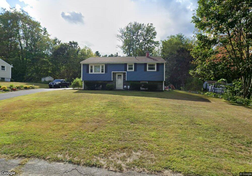 147 Ridgefield Dr, Milford, NH 03055 - photo 1