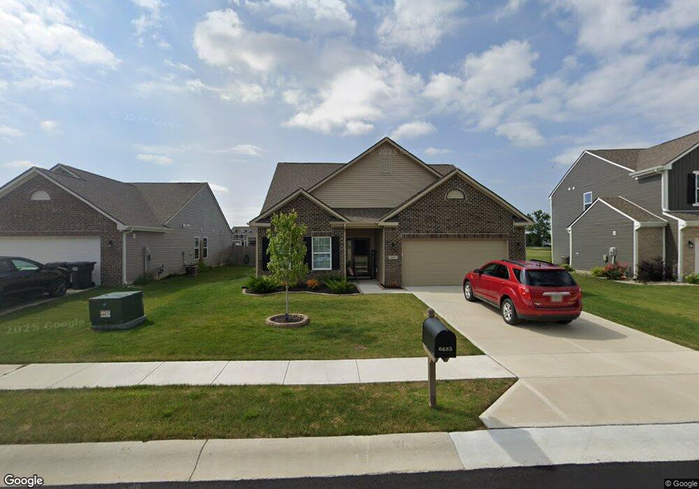 6685 Honeysuckle Way, Pendleton, IN 46064 - photo 1