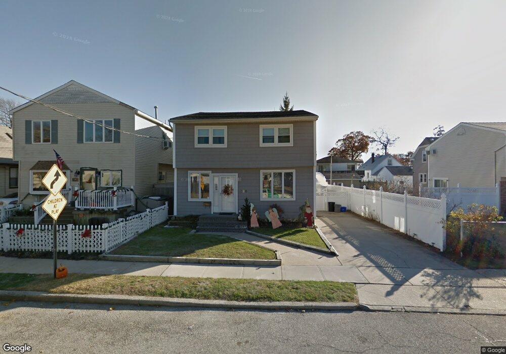 920 Steele Blvd, Baldwin, NY 11510 - photo 1