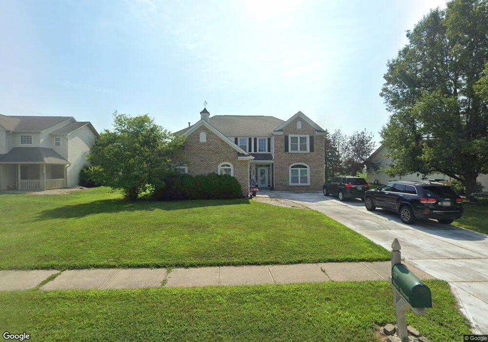 637 West St, Whiteland, IN 46184 - photo 1