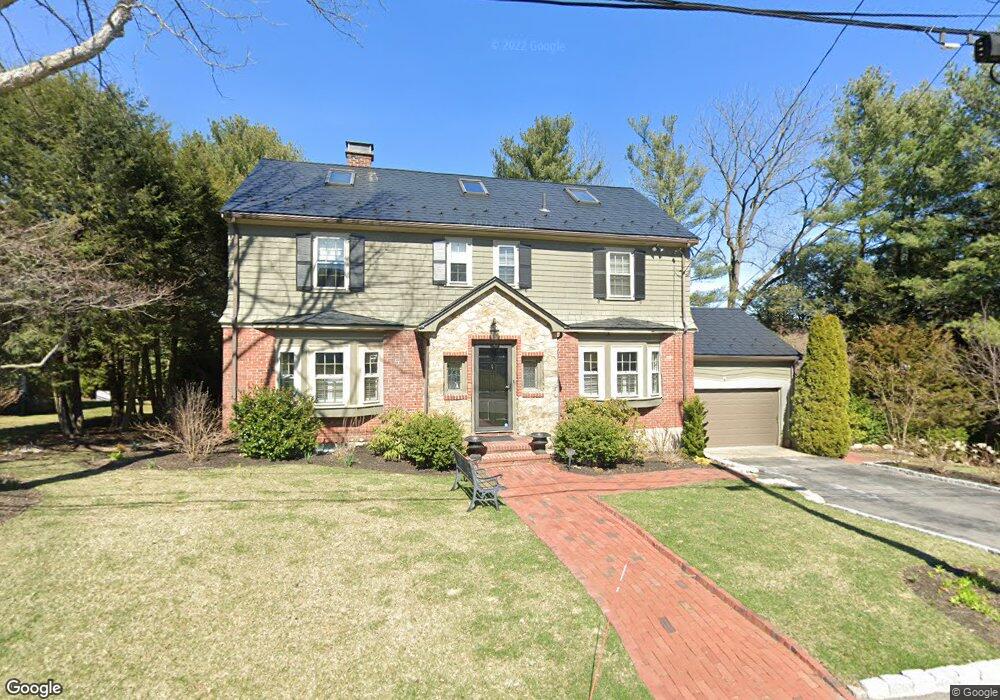 14 Perkins Rd, Winchester, MA 01890 - photo 1