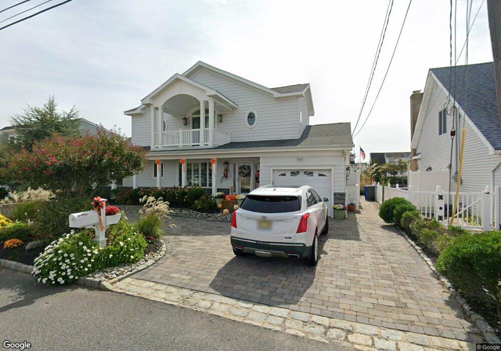 325 Barkentine Ln, Mantoloking, NJ 08738 - photo 1