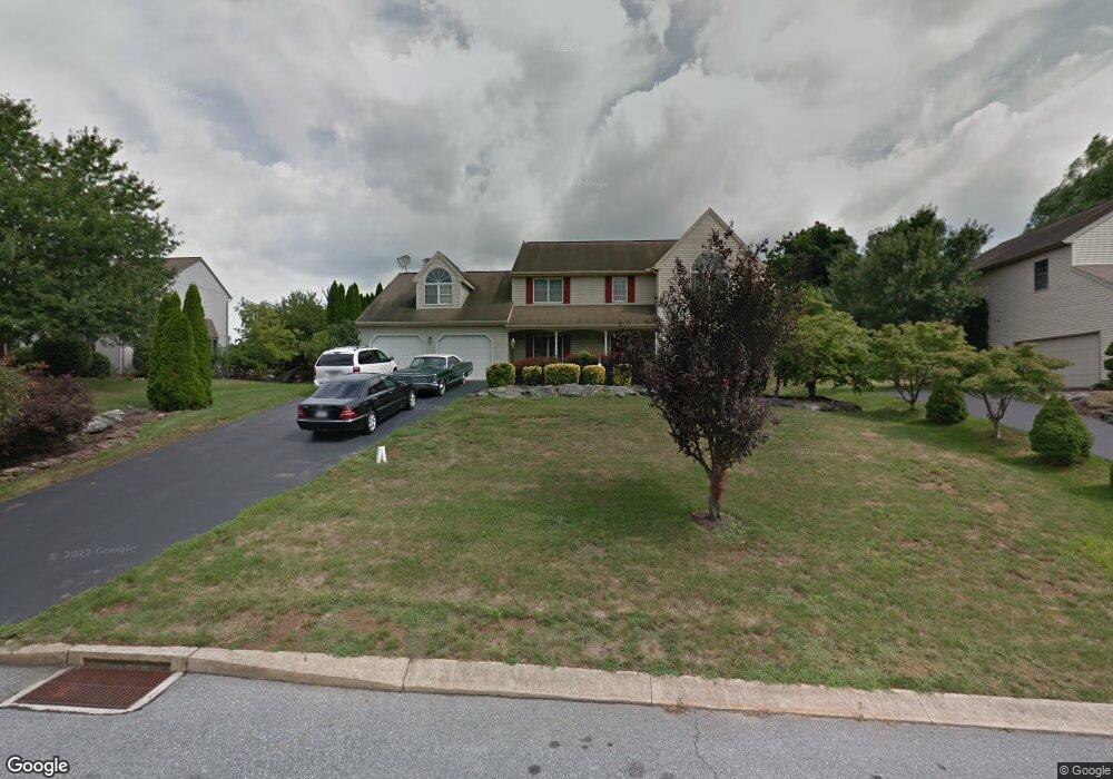 1002 Fieldstone Ct, Lancaster, PA 17603 - photo 1