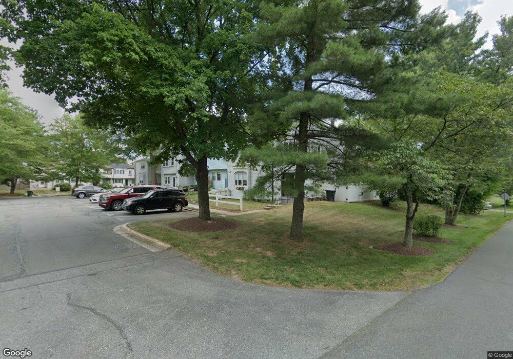 17413 Hoskinson Rd, Poolesville, MD 20837 - photo 1