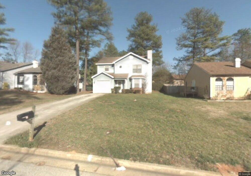 2044 Corners Cir, Lithonia, GA 30058 - photo 1