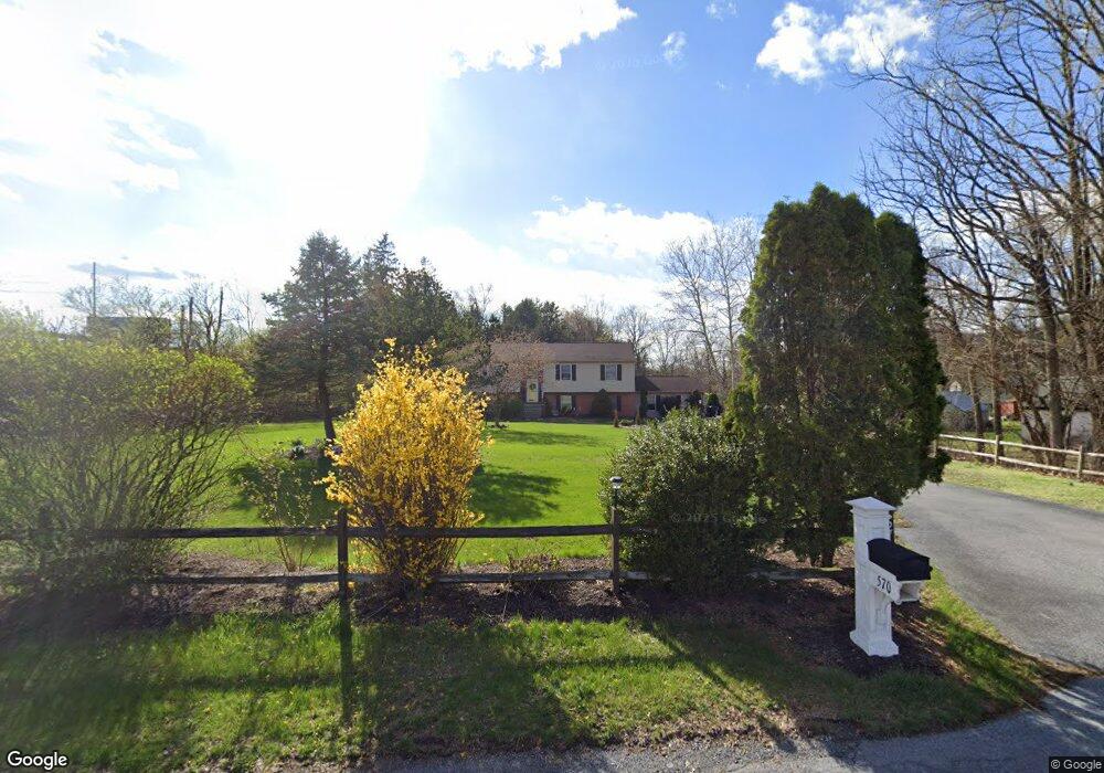 570 W Neversink Rd, Reading, PA 19606 - photo 1