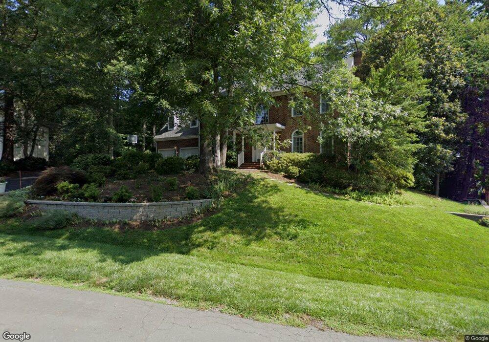 811 King William Dr, Charlottesville, VA 22901 - photo 1