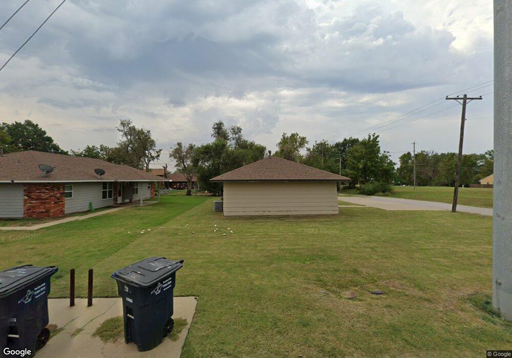 2703 E Maple Ave, Enid, OK 73701 - photo 1