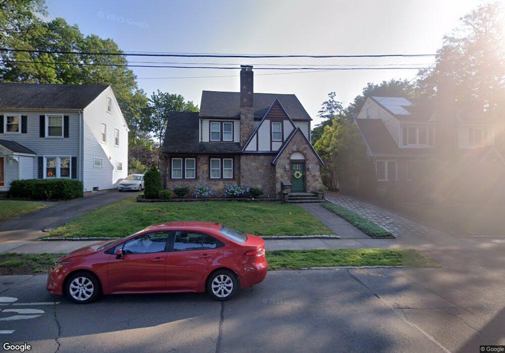 21 Elgin St, Hamden, CT 06517 - photo 1