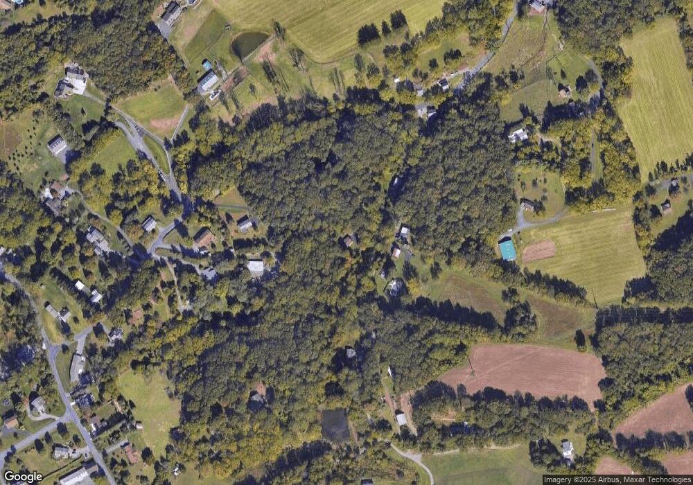 93 Tritch Ln, Reading, PA 19608 - photo 1