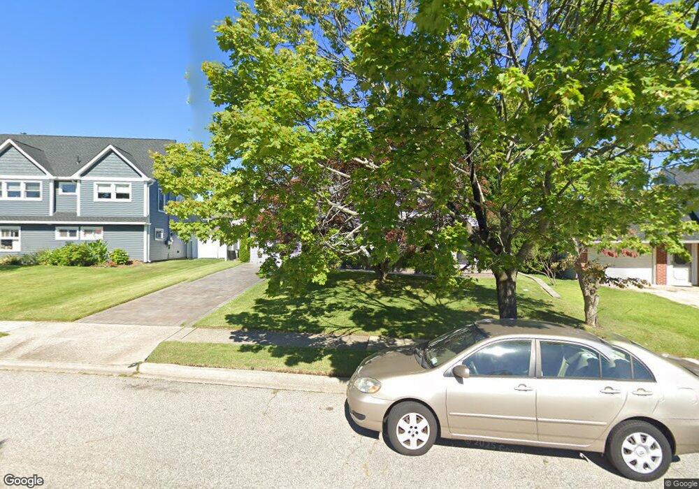 6 Springtime Ln E, Levittown, NY 11756 - photo 1