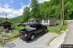 18 Red Sam Rd, Hoskinston, KY 40844