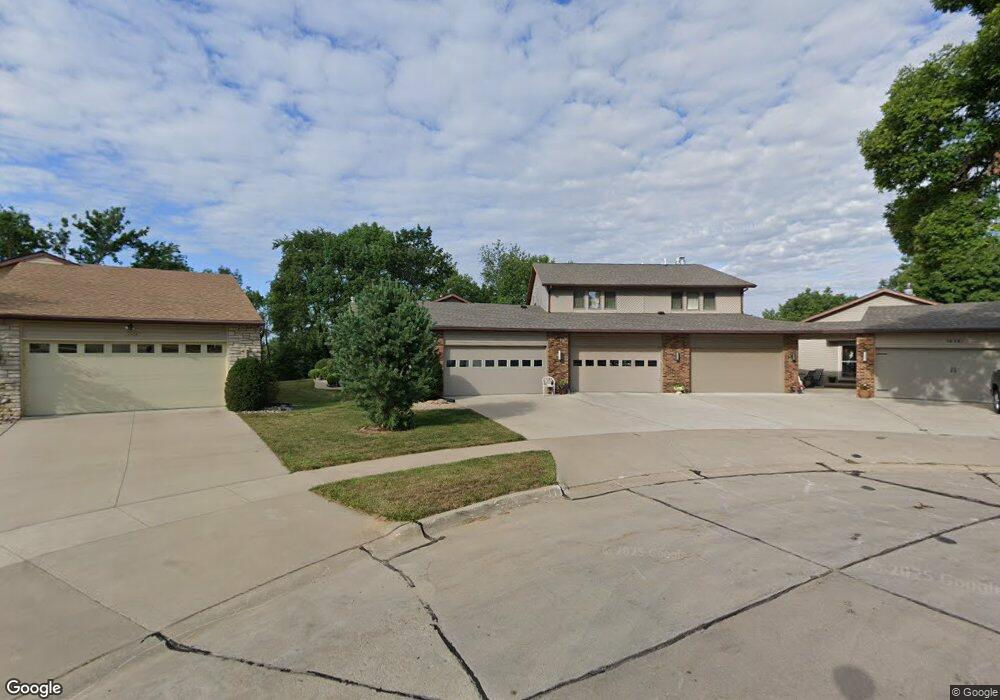 1507 Matterhorn Dr NE unit B, Cedar Rapids, IA 52402 - photo 1