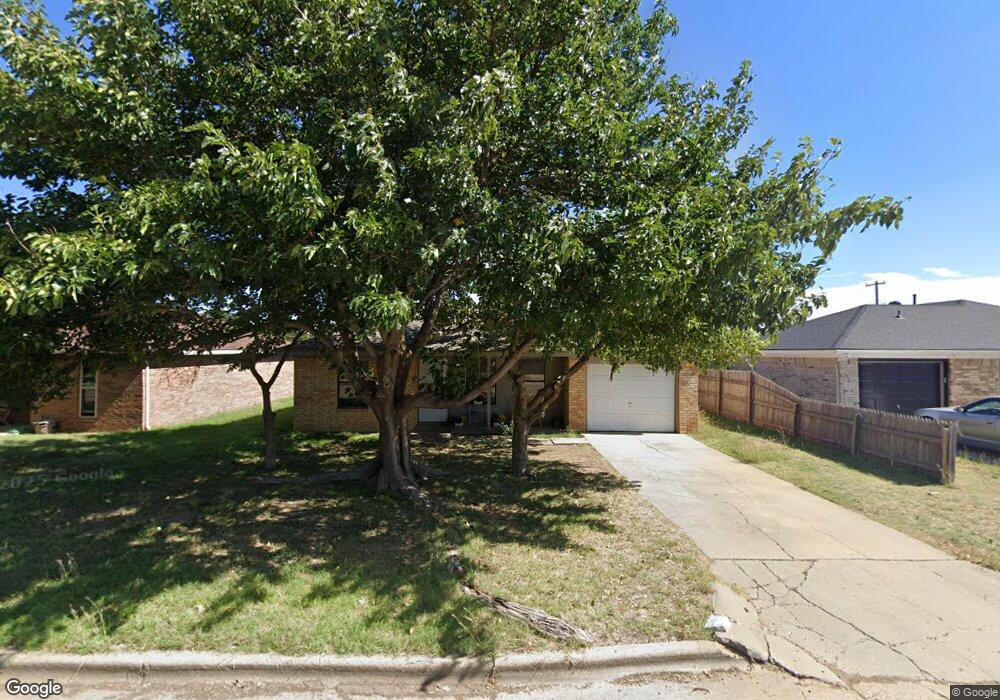 604 Oak Ave, Dumas, TX 79029 - photo 1