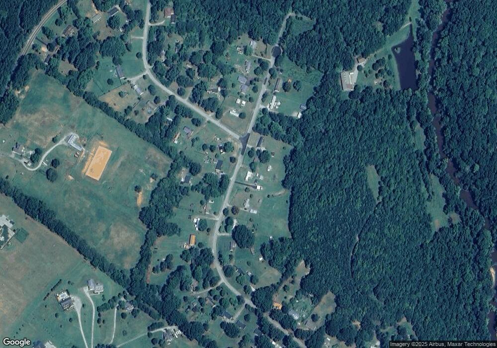 15421 Wright Rd, Amelia Court House, VA 23002 - photo 1