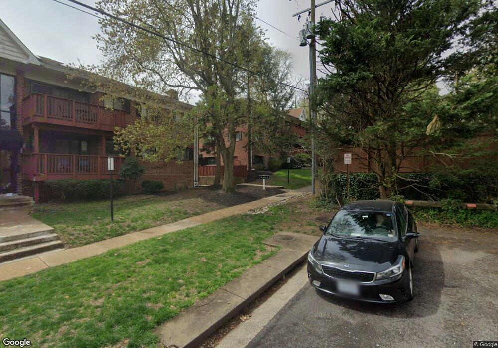 2802 Dartmouth Rd unit 4, Alexandria, VA 22314 - photo 1