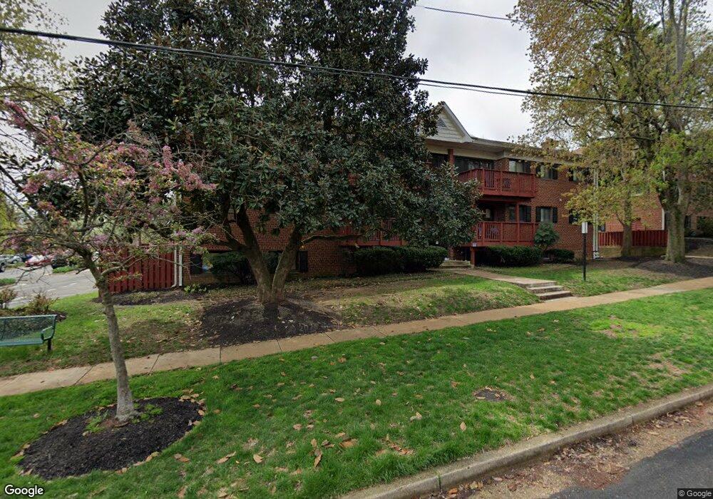 2800 Dartmouth Rd unit 6, Alexandria, VA 22314 - photo 1