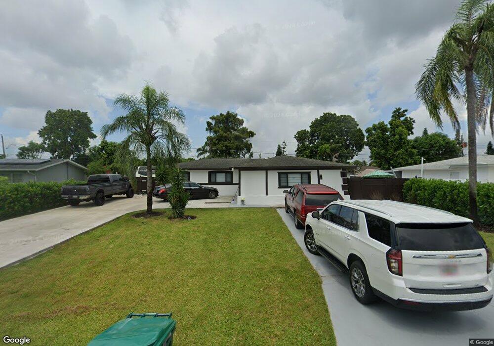 1977 45th Terrace SW unit 14, Naples, FL 34116 - photo 1