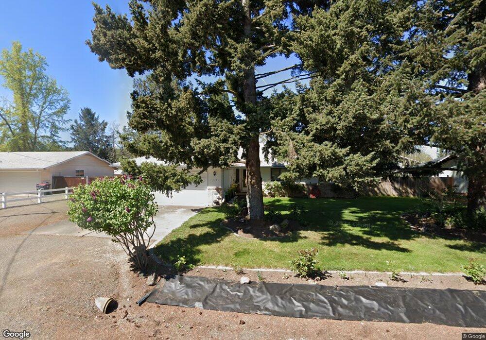 5351 Teresa Way, Central Point, OR 97502 - photo 1