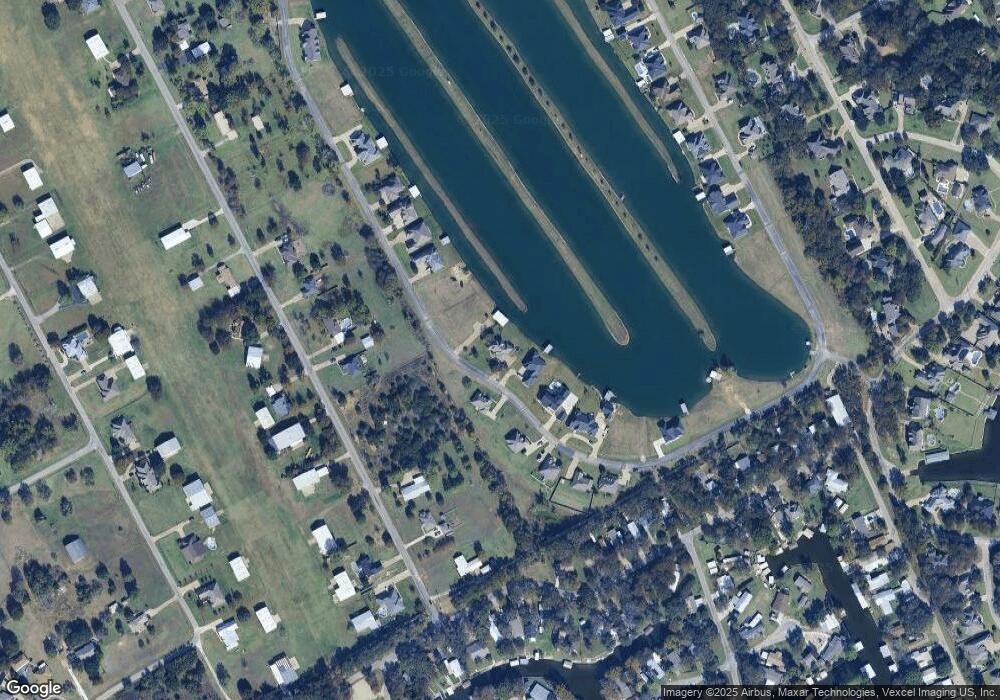 3800 Upper Lake Cir, Granbury, TX 76049 - photo 1