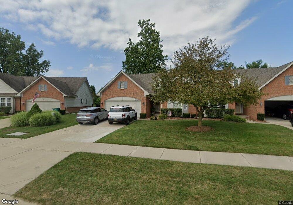 23212 N Park Dr unit 10, New Boston, MI 48164 - photo 1