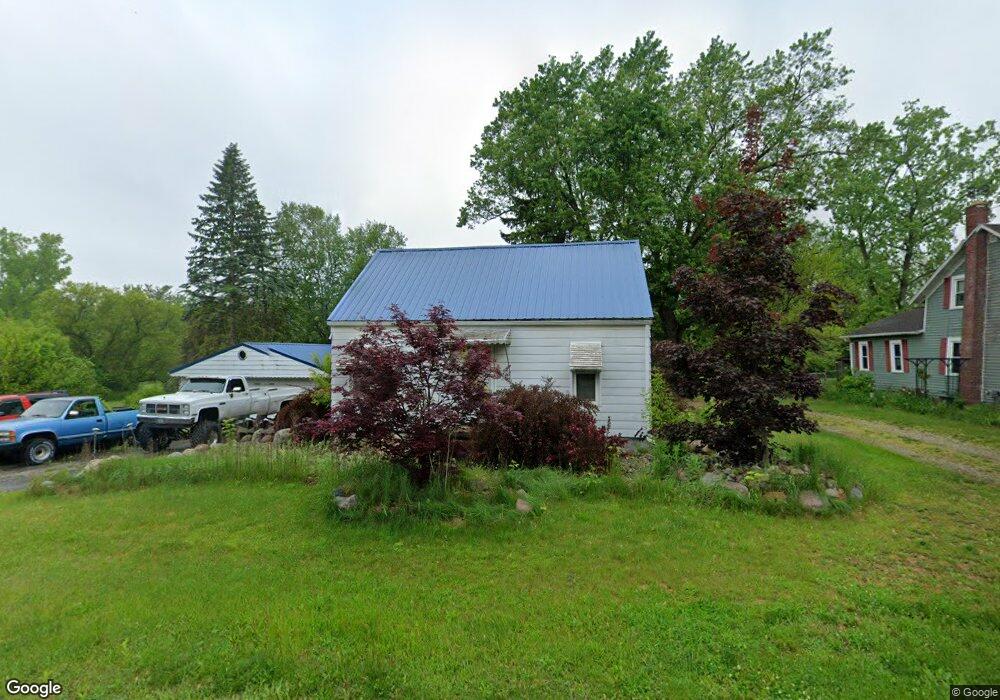 5489 N Mckinley Rd, Flushing, MI 48433 - photo 1