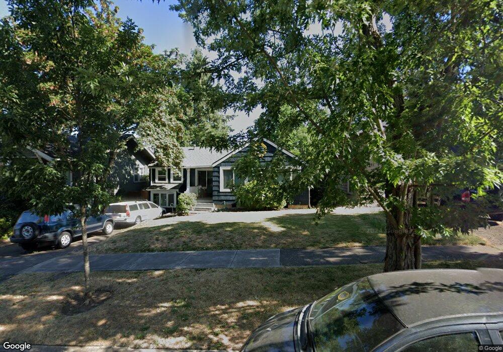 1629 E 24th Ave, Eugene, OR 97403 - photo 1