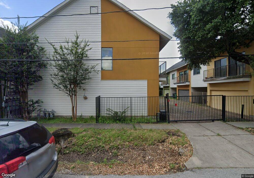 4405 Eigel St, Houston, TX 77007 - photo 1