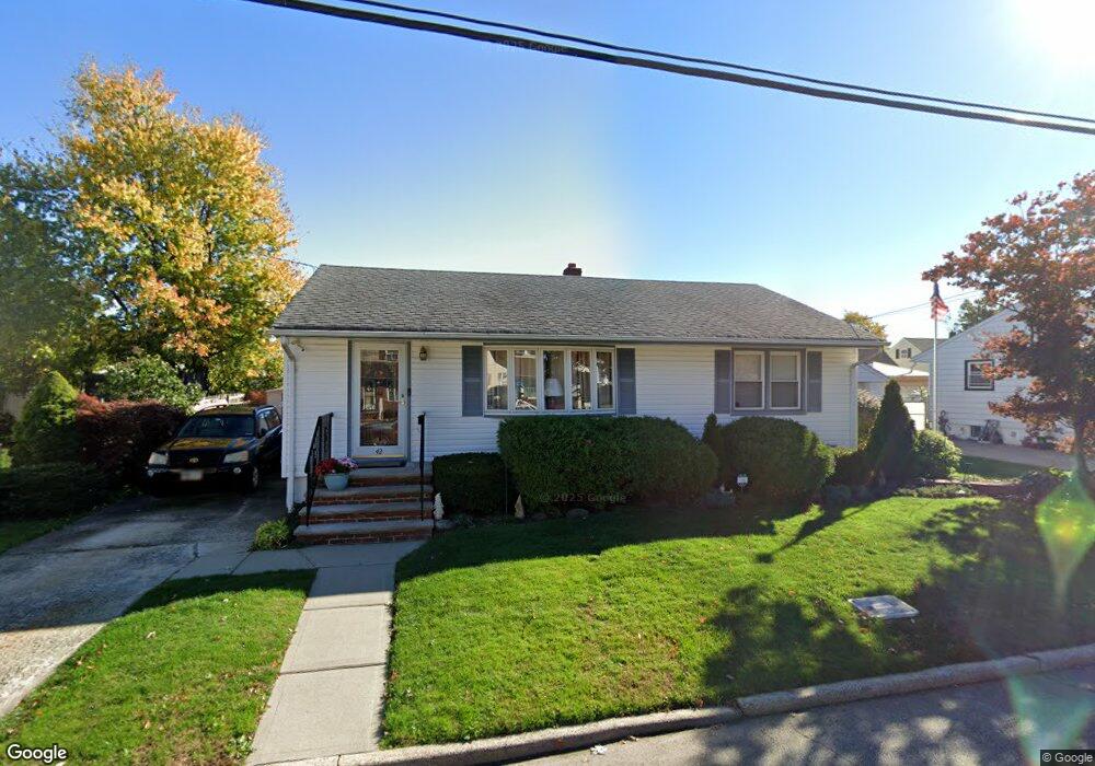 42 Poplar St, Fords, NJ 08863 - photo 1