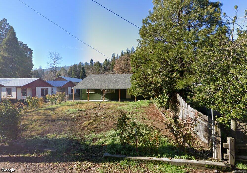 107 S 1st St, Dunsmuir, OR 96025 - photo 1