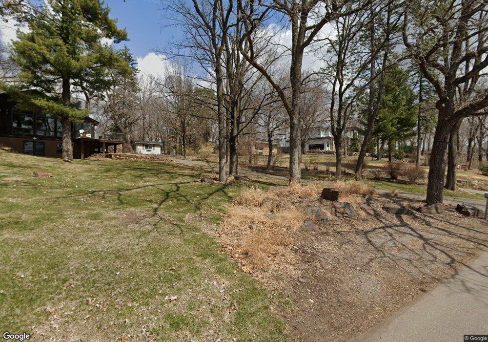 2953 Fairchild Ave, Wayzata, MN 55391 - photo 1