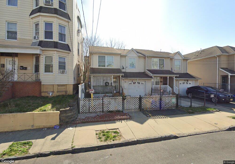 736 S 19th St unit 738, Newark, NJ 07103 - photo 1