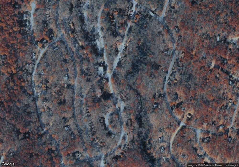 132 English Ct, Bushkill, PA 18324 - photo 1