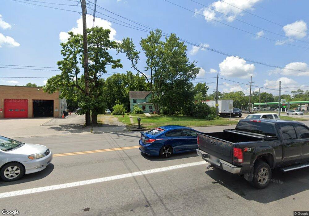 2215 Frank Rd, Columbus, OH 43223 - photo 1