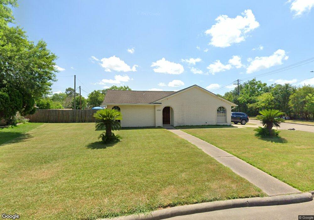 11323 Caribbean Ln, Houston, TX 77089 - photo 1