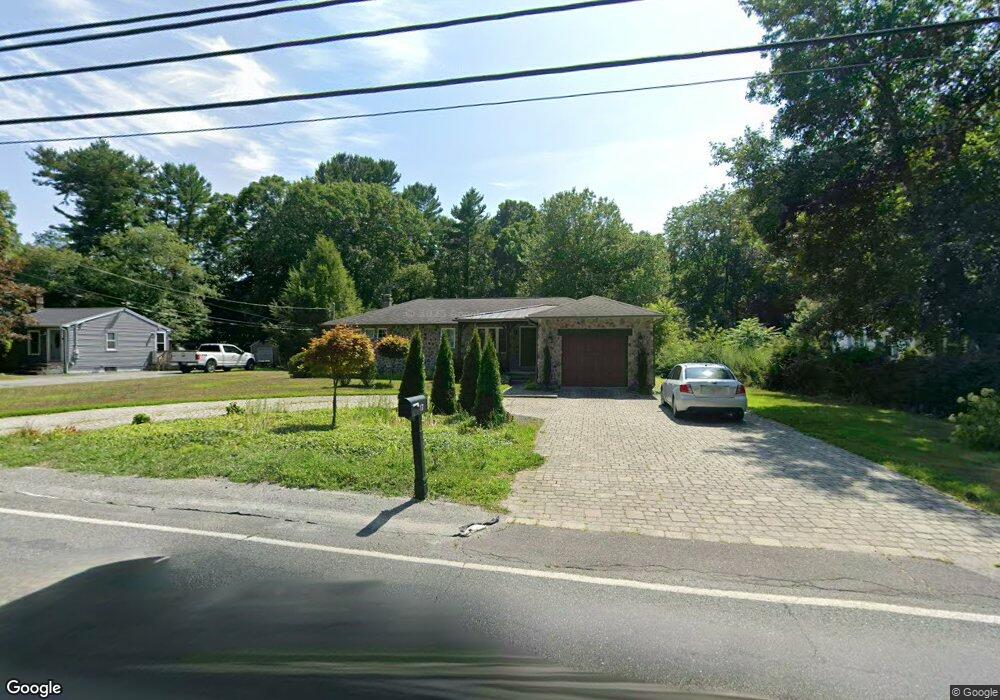 17 Padelford St, Berkley, MA 02779 - photo 1