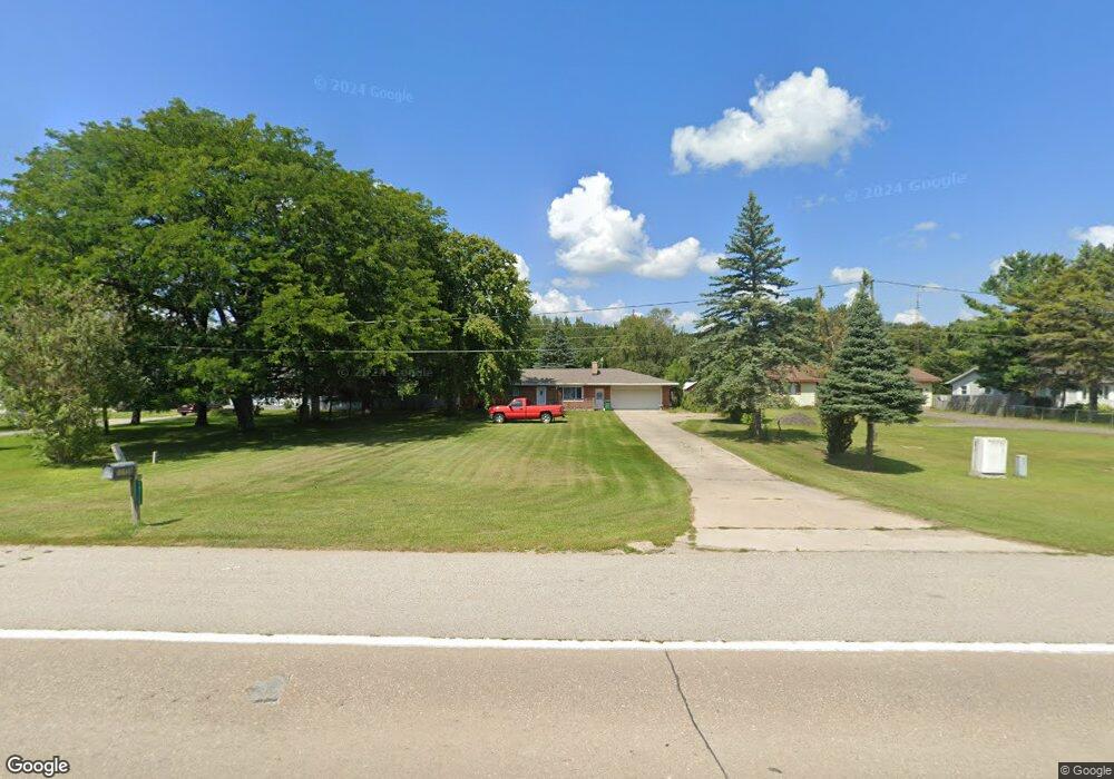 10759 Birch Run Rd, Birch Run, MI 48415 - photo 1