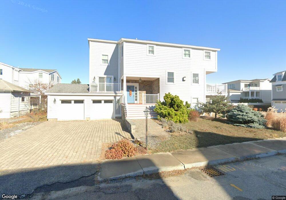 5 Merrimac St, Seabrook, NH 03874 - photo 1