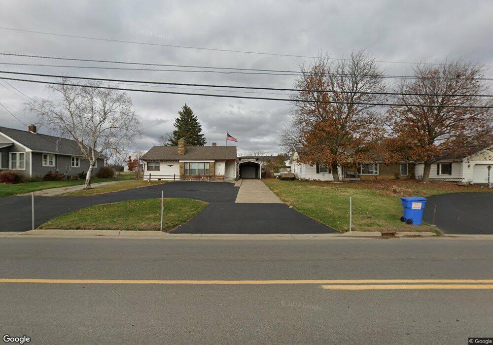 1826 W M 21, Owosso, MI 48867 - photo 1