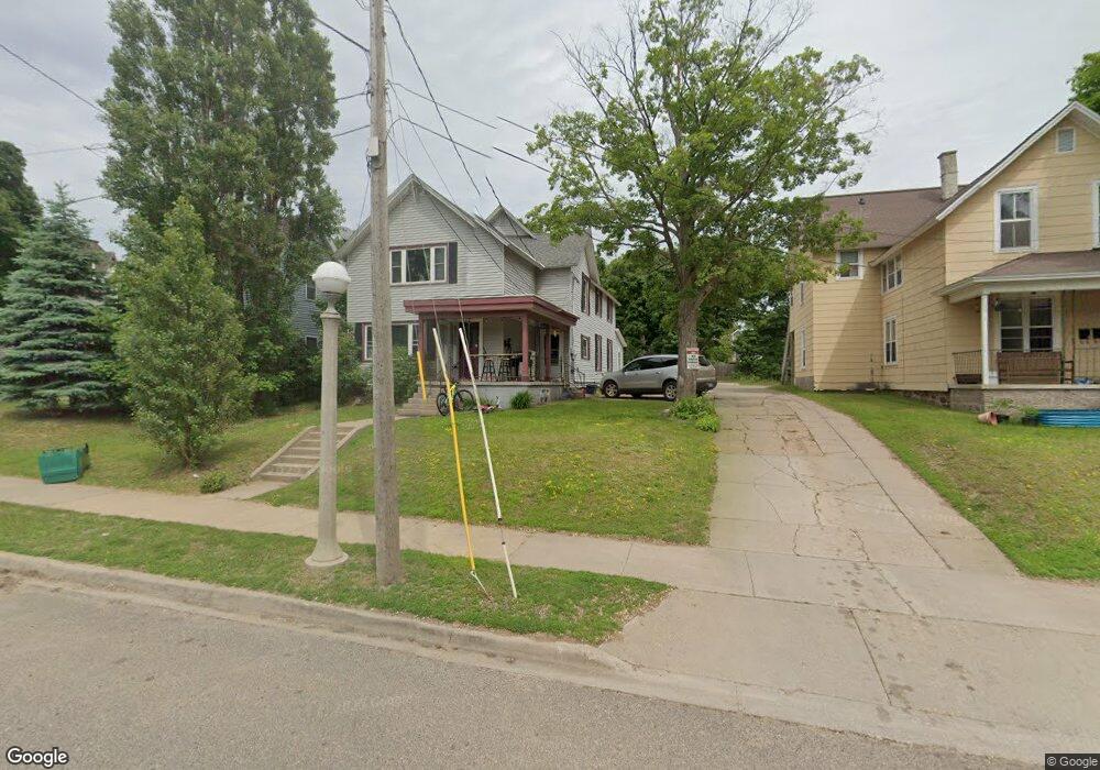 516 N Front St, Marquette, MI 49855 - photo 1