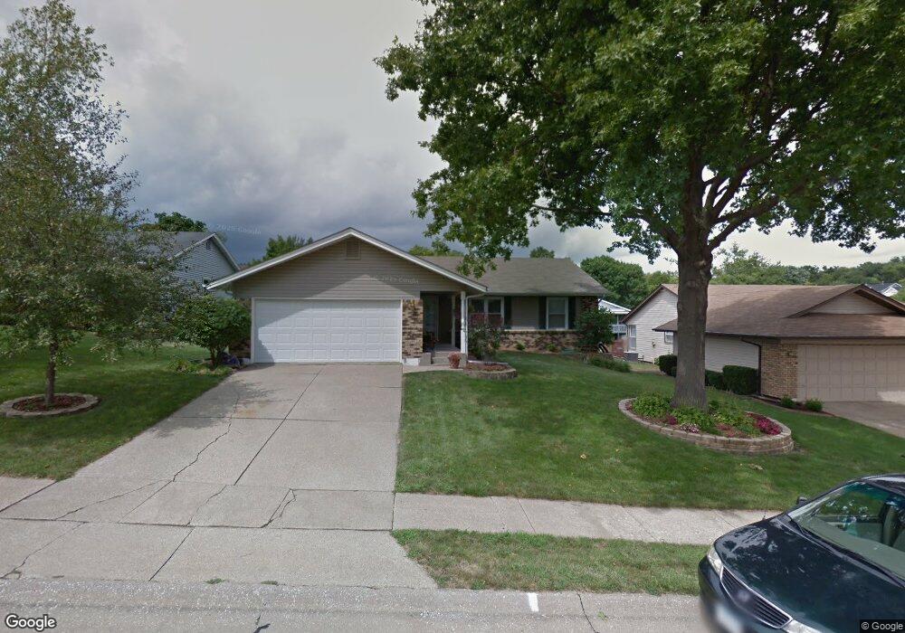 1420 W 47th Ct, Davenport, IA 52806 - photo 1