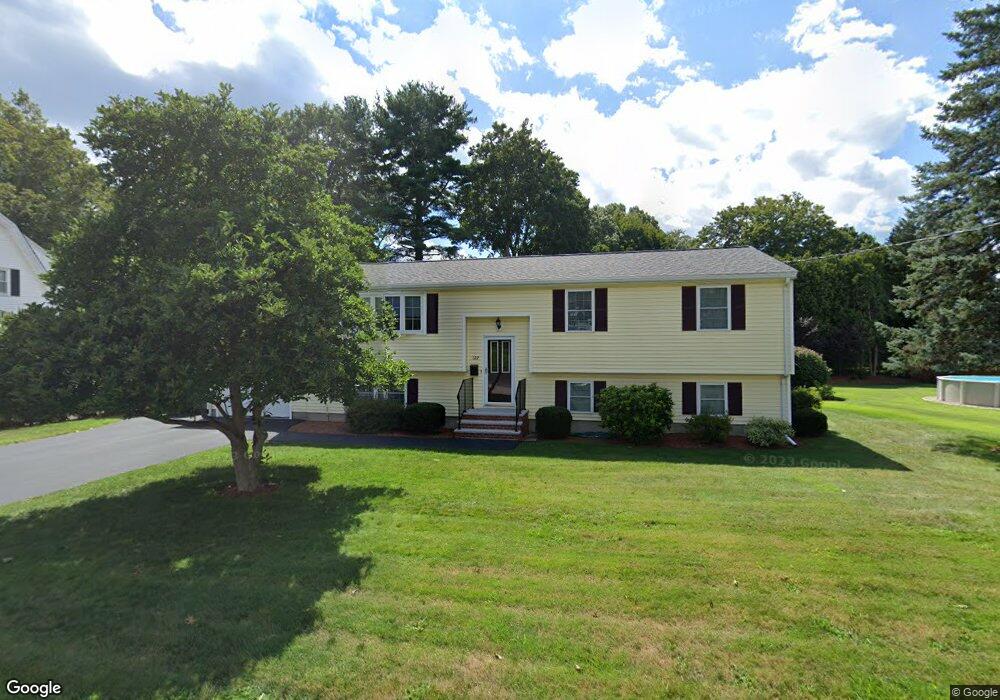 122 Burlington St, Woburn, MA 01801 - photo 1