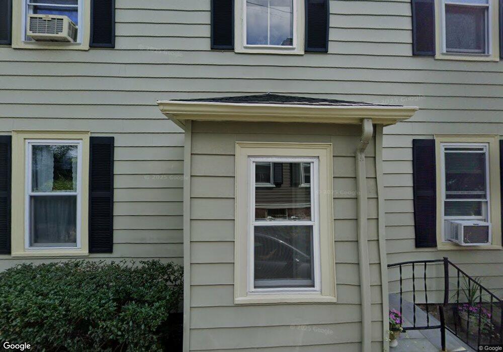 24 Nicholson St unit 2, Marblehead, MA 01945 - photo 1